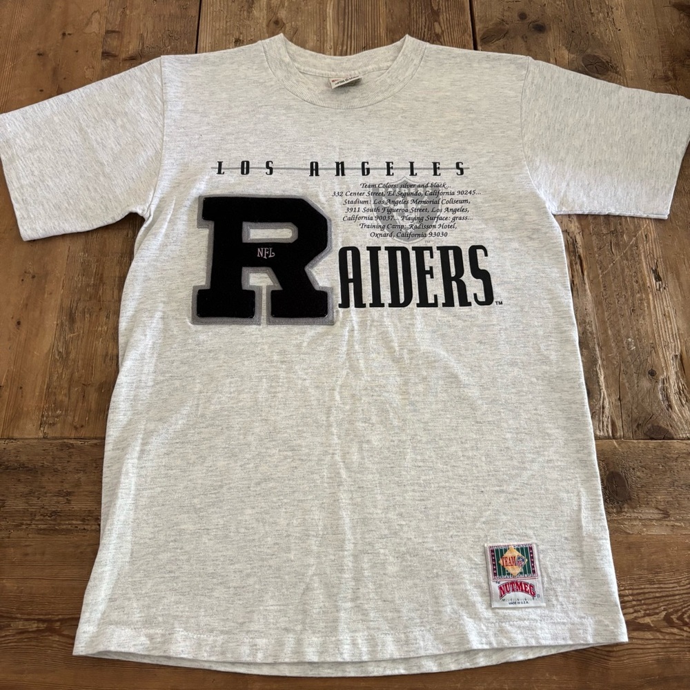 (Rare) Vintage 90s Los Angeles Raiders T-Shirt